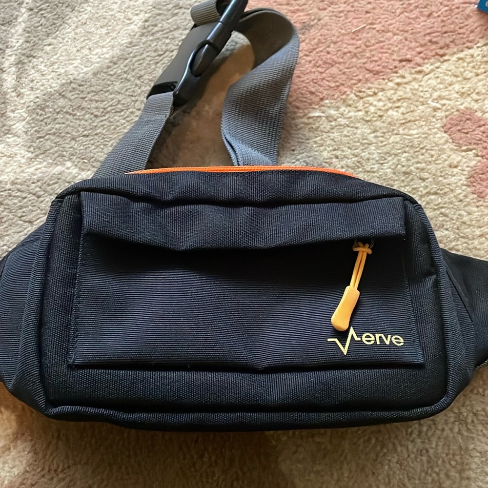 NWOT belt bag / “Fanny pack”